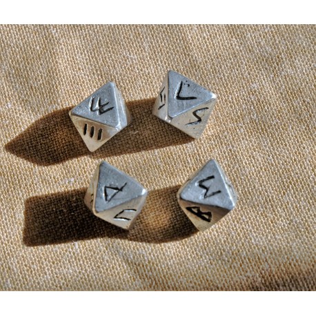 4 dés à 8 faces avec signes runiques pour tirage divinatoire serie12